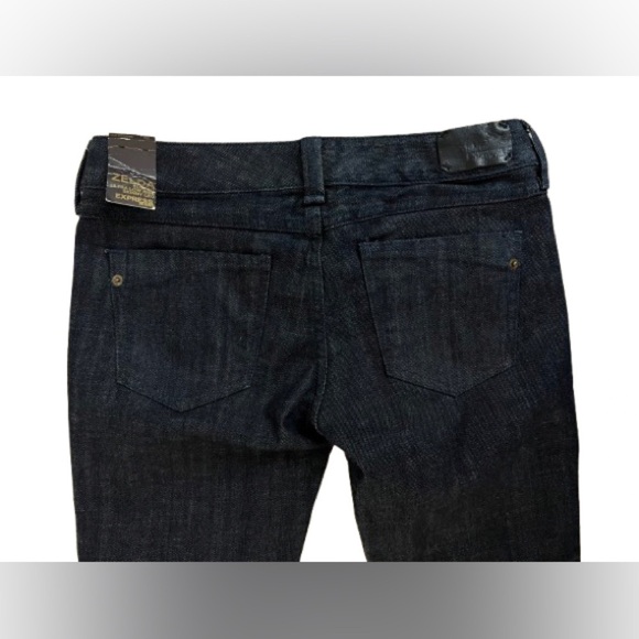 NWT Express Zelda Skinny Barely Boot Low Rise Dark Wash Jeans. Size 4S - Picture 6 of 6
